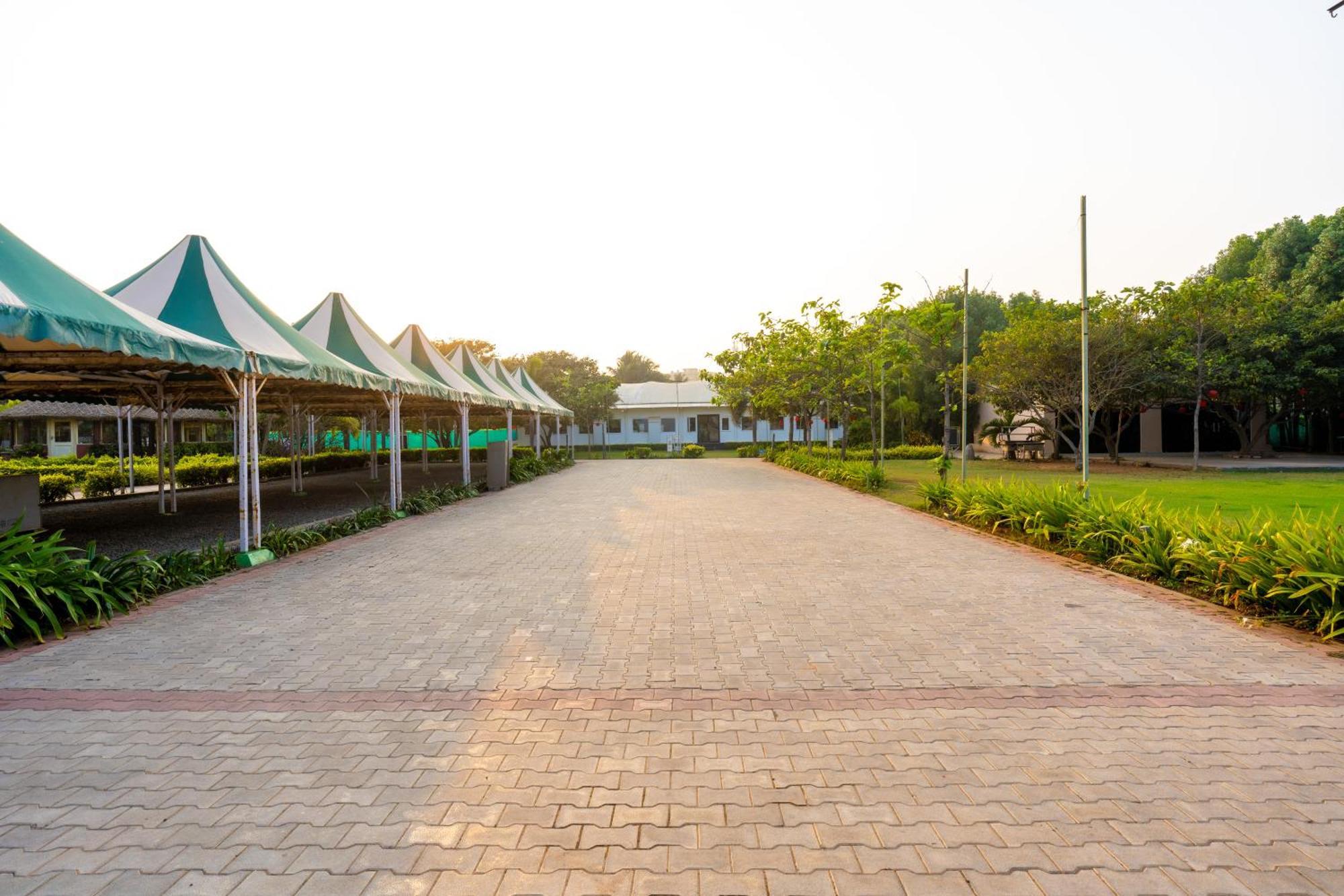 Shore Front Resort Visakhapatnam Exterior foto