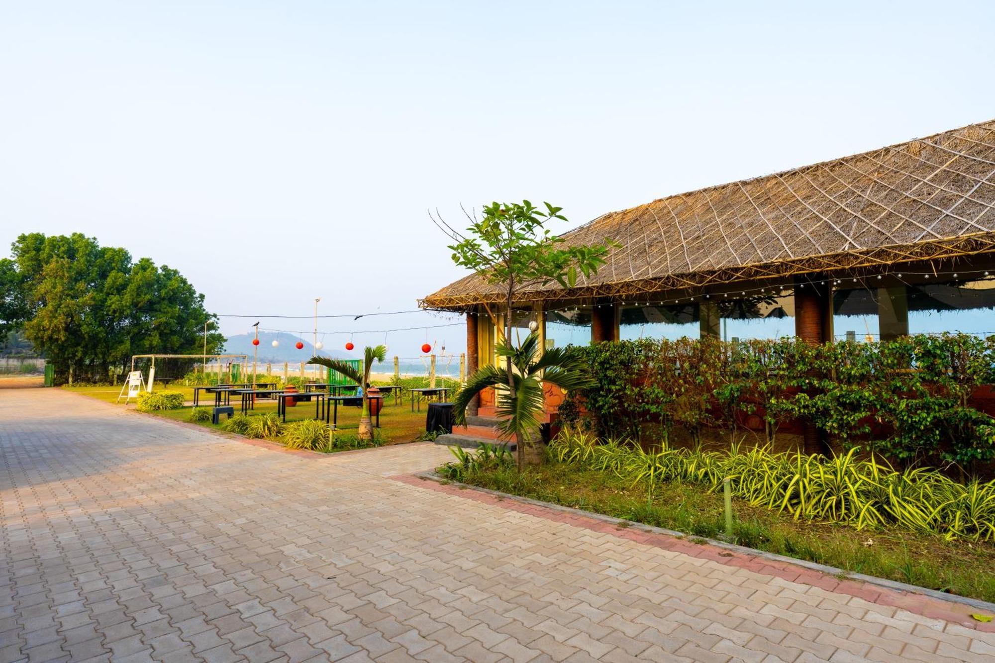 Shore Front Resort Visakhapatnam Exterior foto
