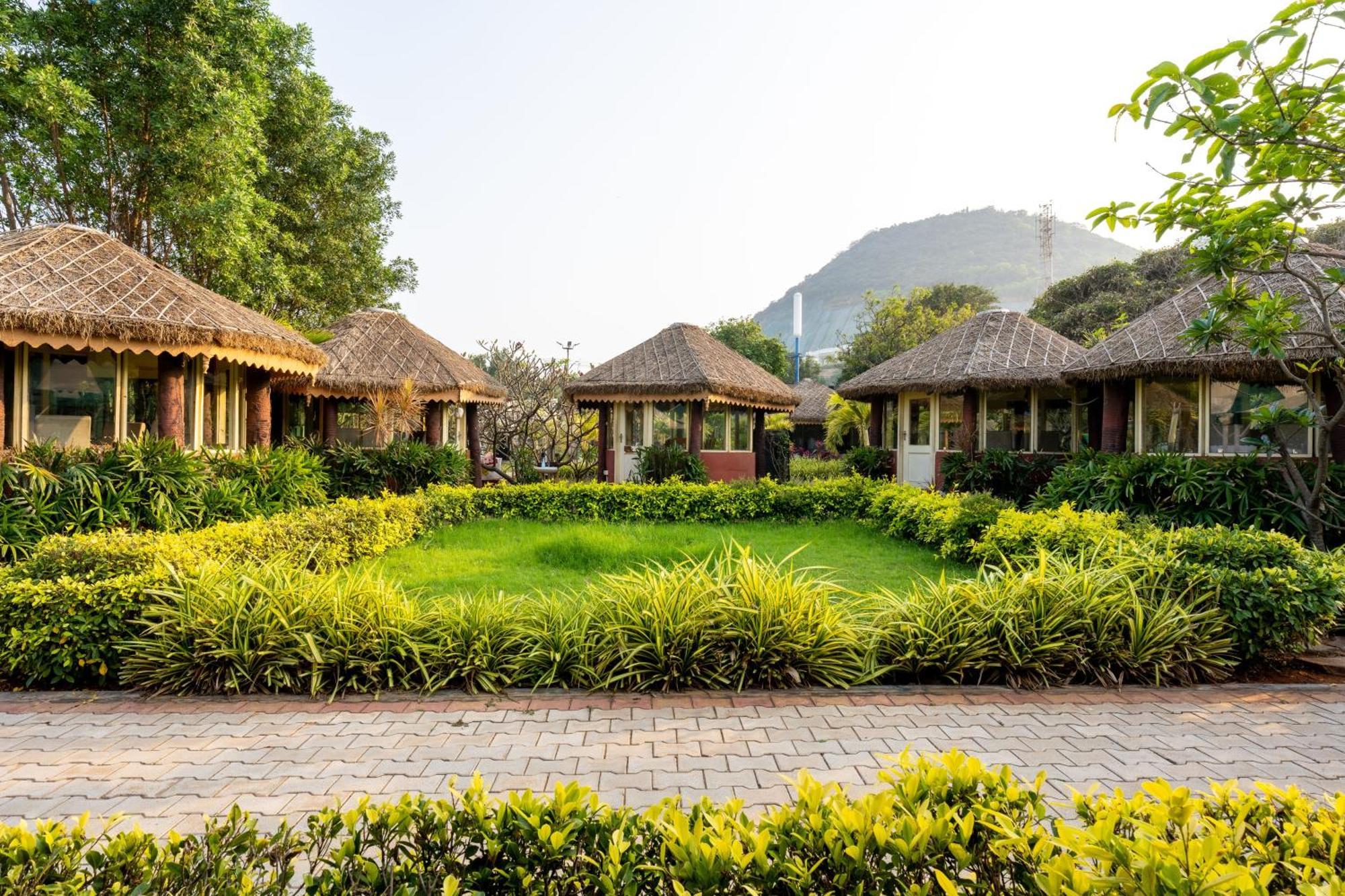 Shore Front Resort Visakhapatnam Exterior foto