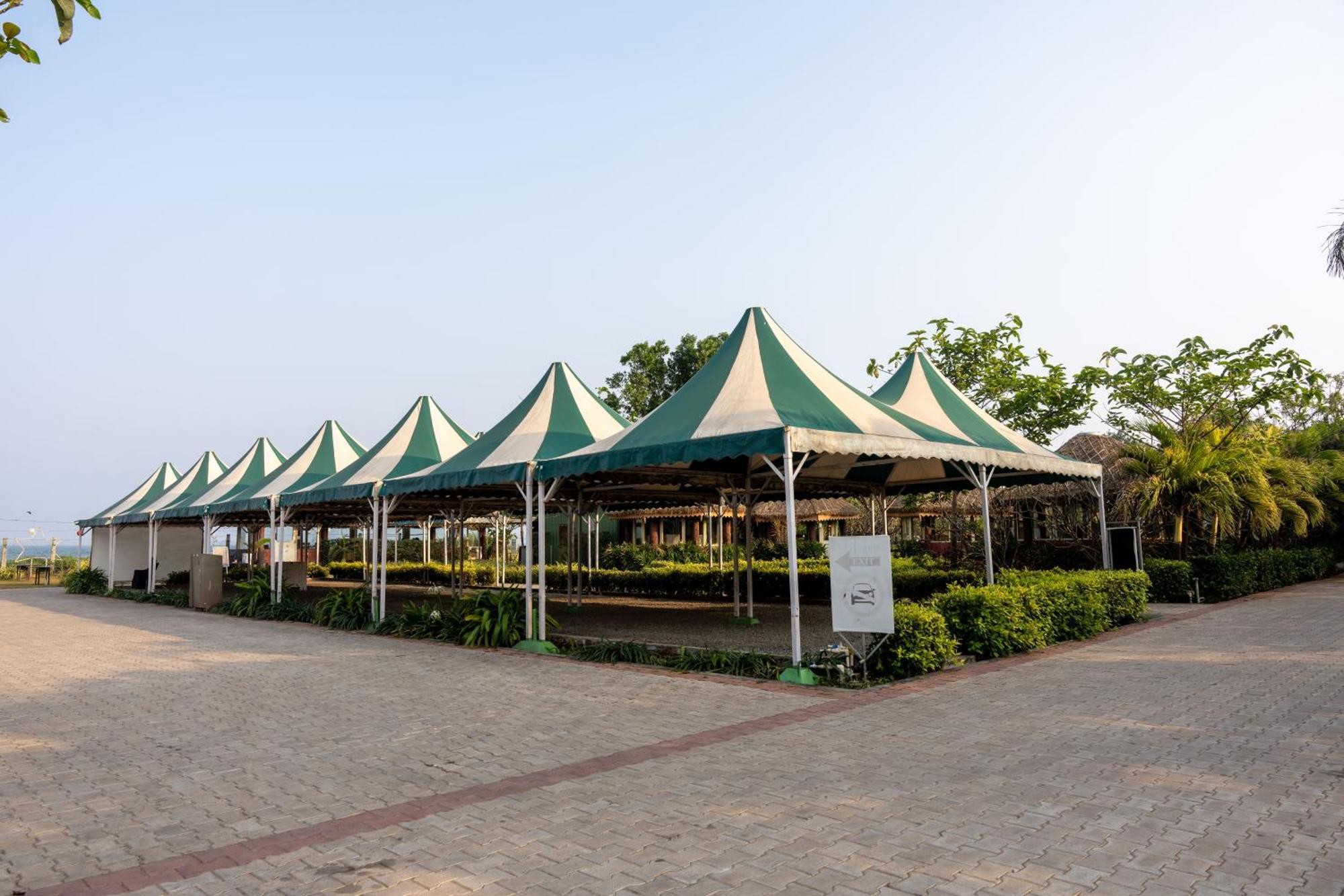 Shore Front Resort Visakhapatnam Exterior foto