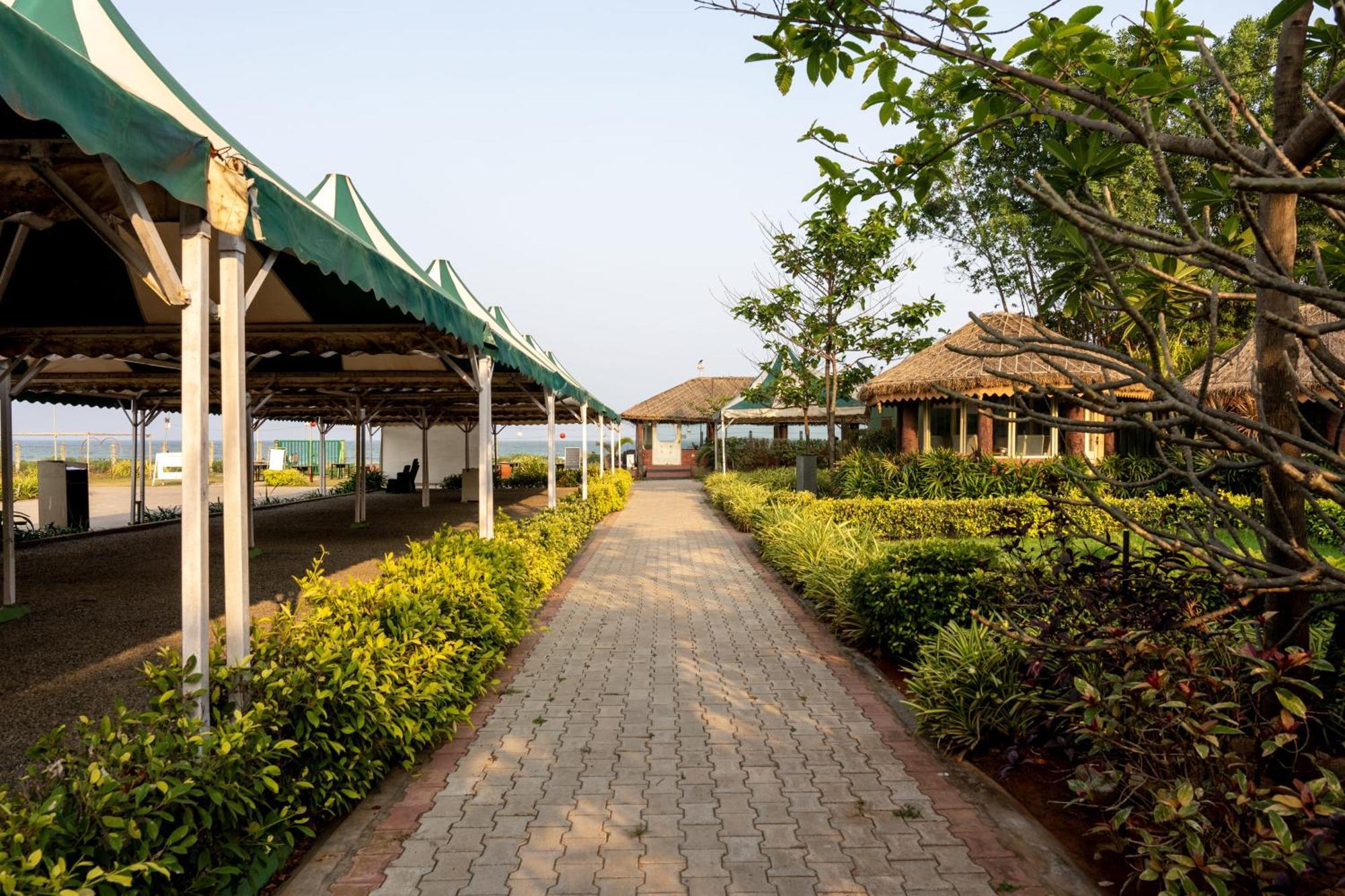 Shore Front Resort Visakhapatnam Exterior foto